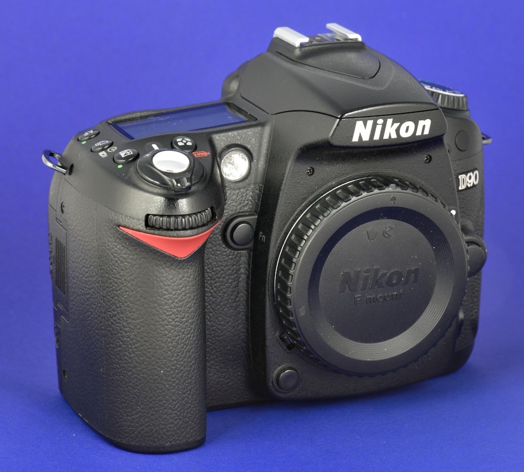 NIKON D90 + GRIP NIKON MBD80. Przebieg 4222! Warszawa Licytacja na