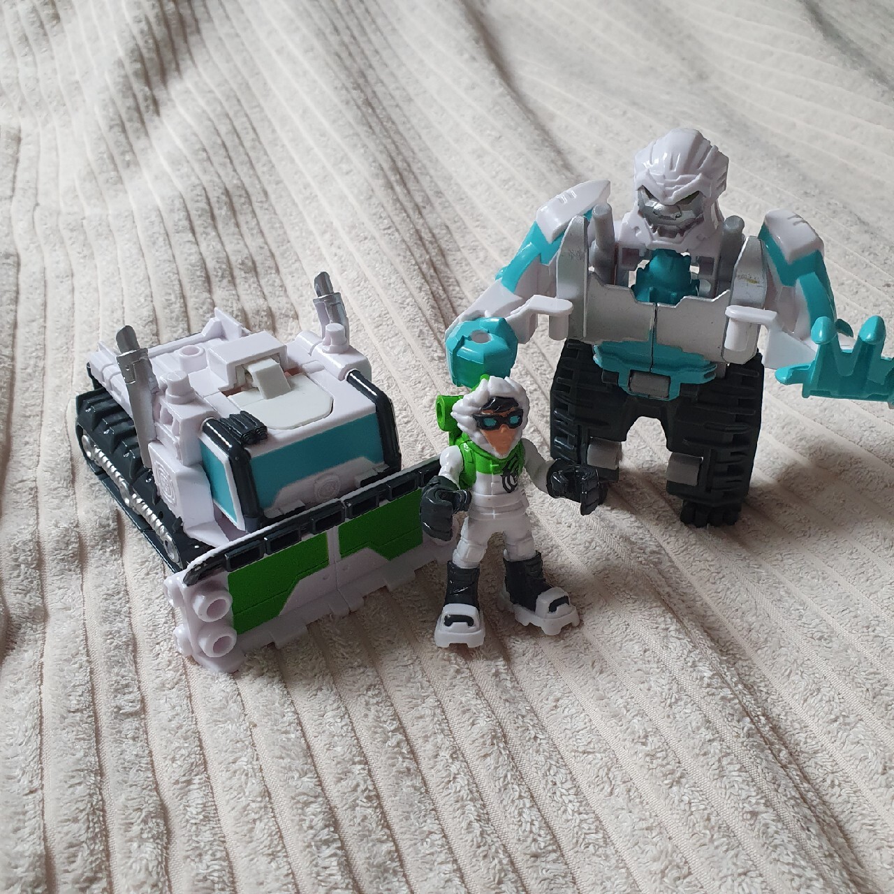 Hasbro Transformers Rescue bots Arctic Boulder Gdynia Kup teraz na