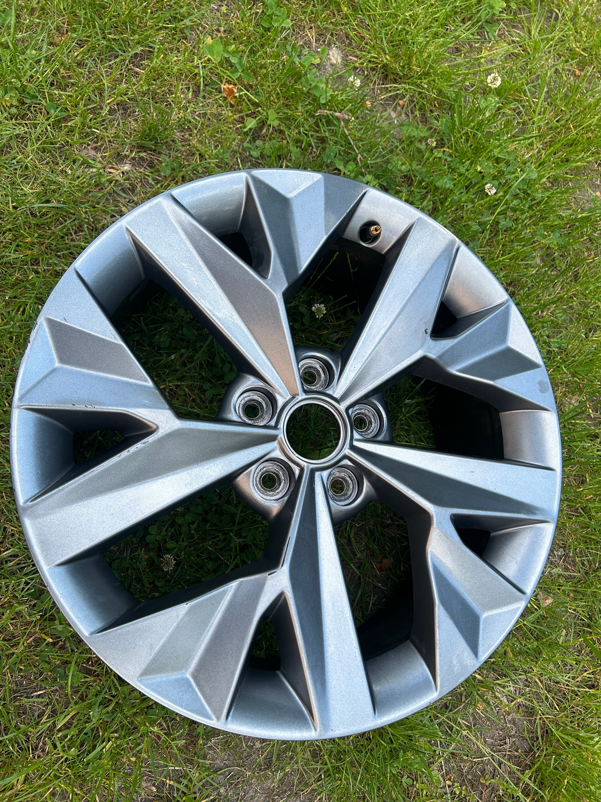ДИСК АЛЮМІНІЄВА 52910-R2280 KIA SPORTAGE 7,5X18 ET51 5X114,3 