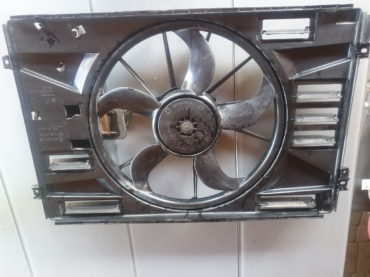 ВЕНТИЛЯТОР РАДІАТОРА VW GOLF 5 I 6 SKODA OCTAVIA,VW CADDY.1K0121203AN 