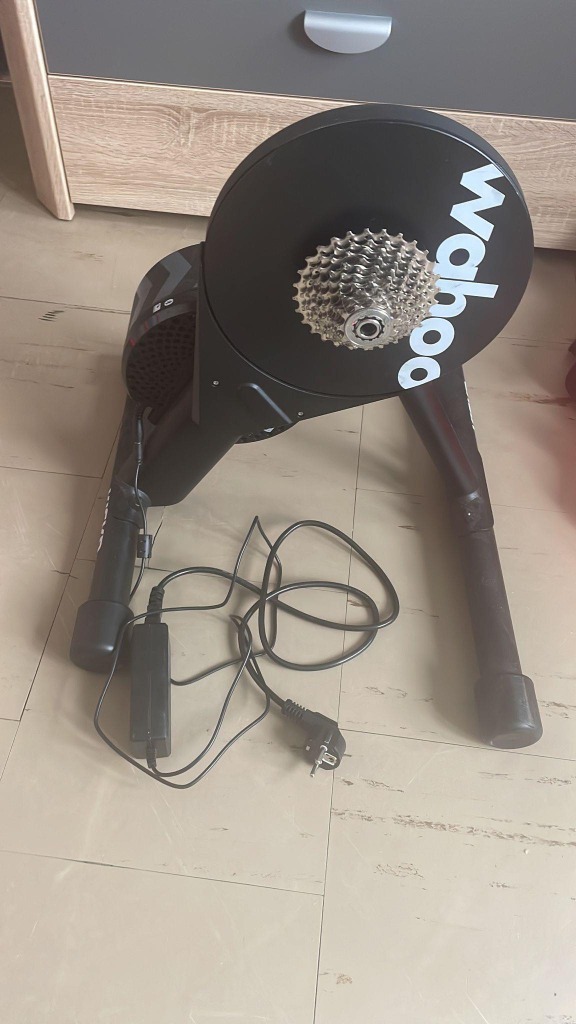 trenażer wahoo kickr core