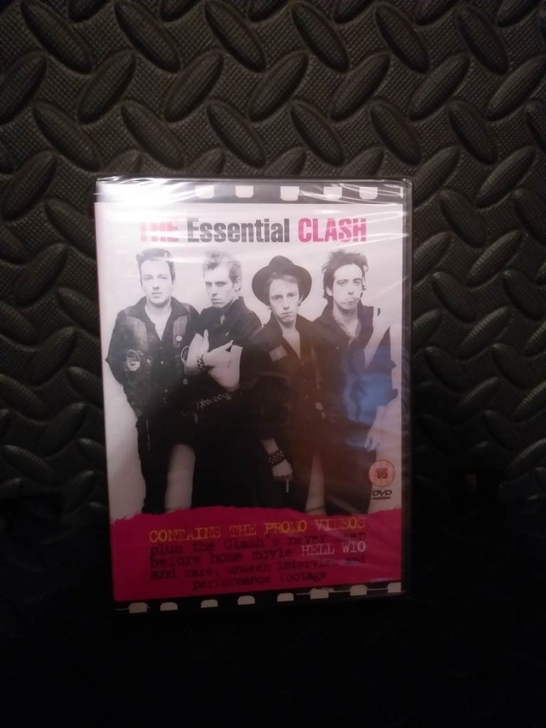 perturbación déficit Contento THE CLASH-"THE ESSENTIAL CLASH" -DVD | Przybędza | Kup teraz na Allegro  Lokalnie