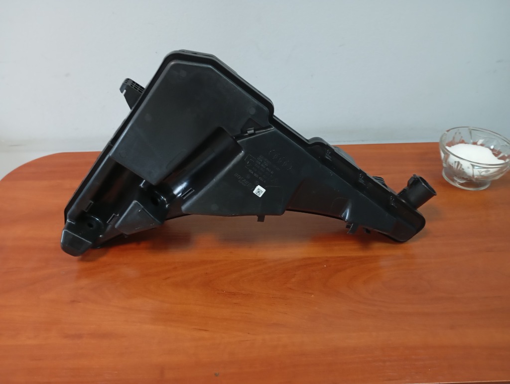 AUDI Q5 80A БАК ОМИВАЧІ 80A955453B 