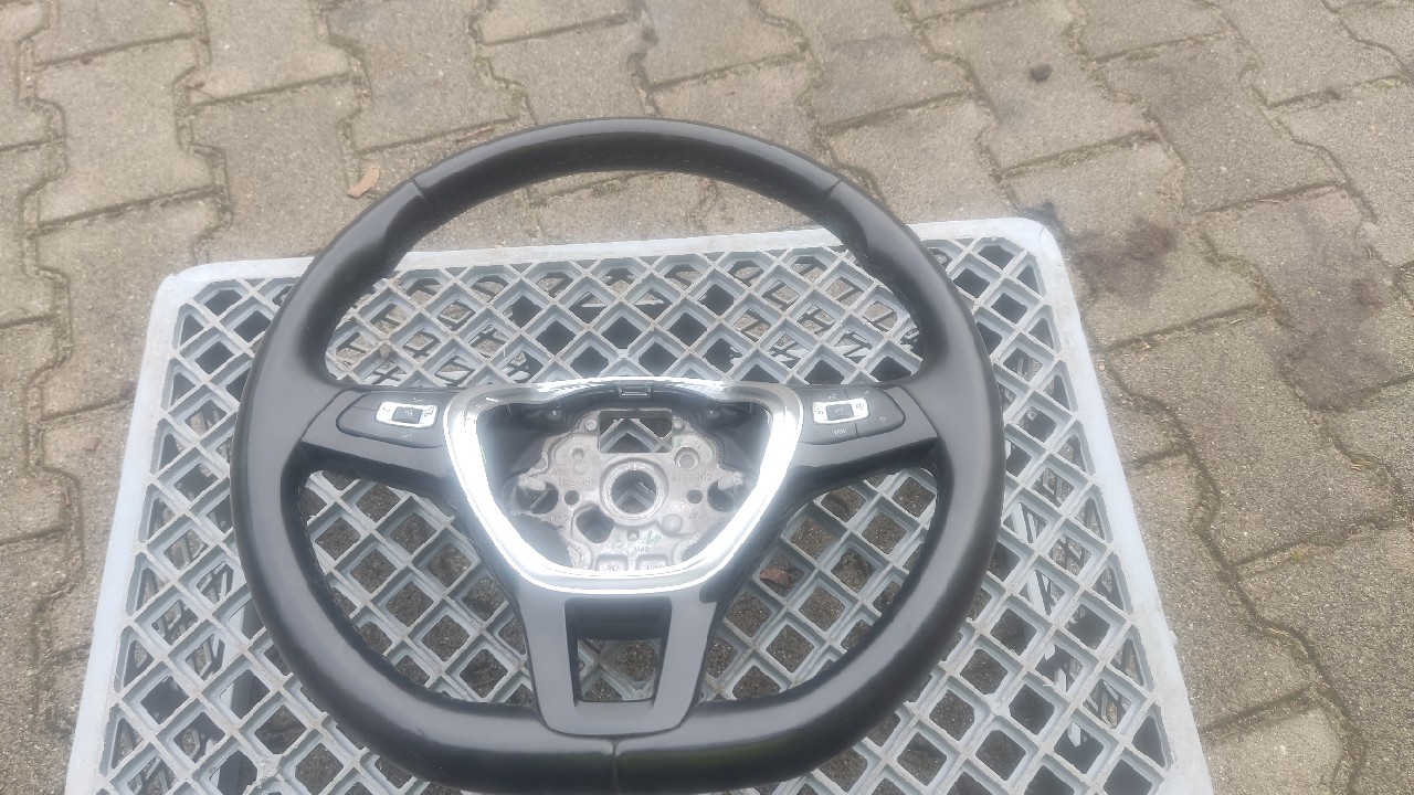 POLO 2G VI КЕРМО ШКІРА 2Q0419091 