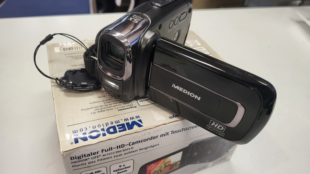 Камера cyfrowa full hd medion md 86652 Купить в Украине: б/у