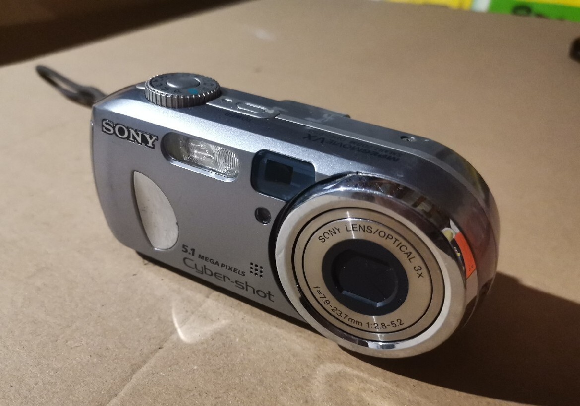 SONY CYBERSHOT Dscp93 5.1Mp Belsk Duży Kup teraz na Allegro Lokalnie