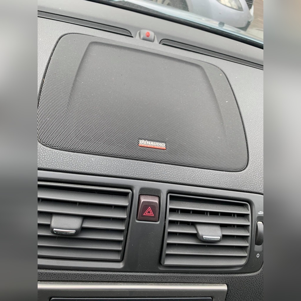 Volvo xc70 dynaudio