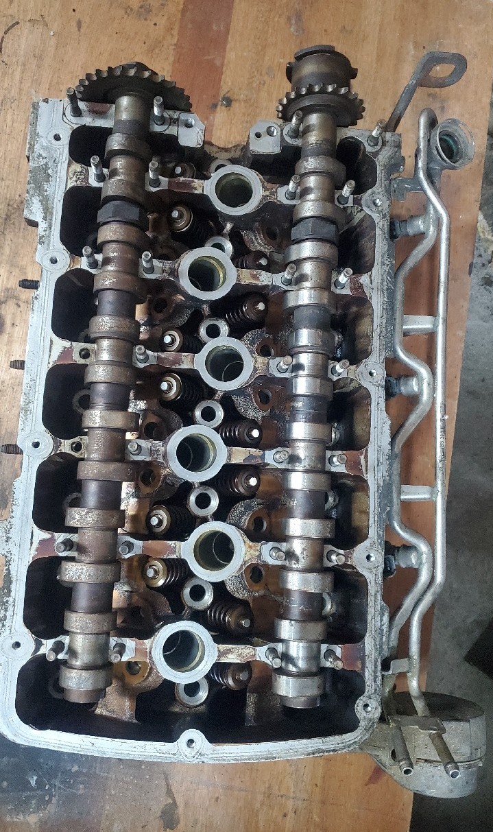 VOLKSWAGEN GOLF IV 24V 2.8L VR6 ГОЛОВКА ДВИГУНА 022 103 373A 