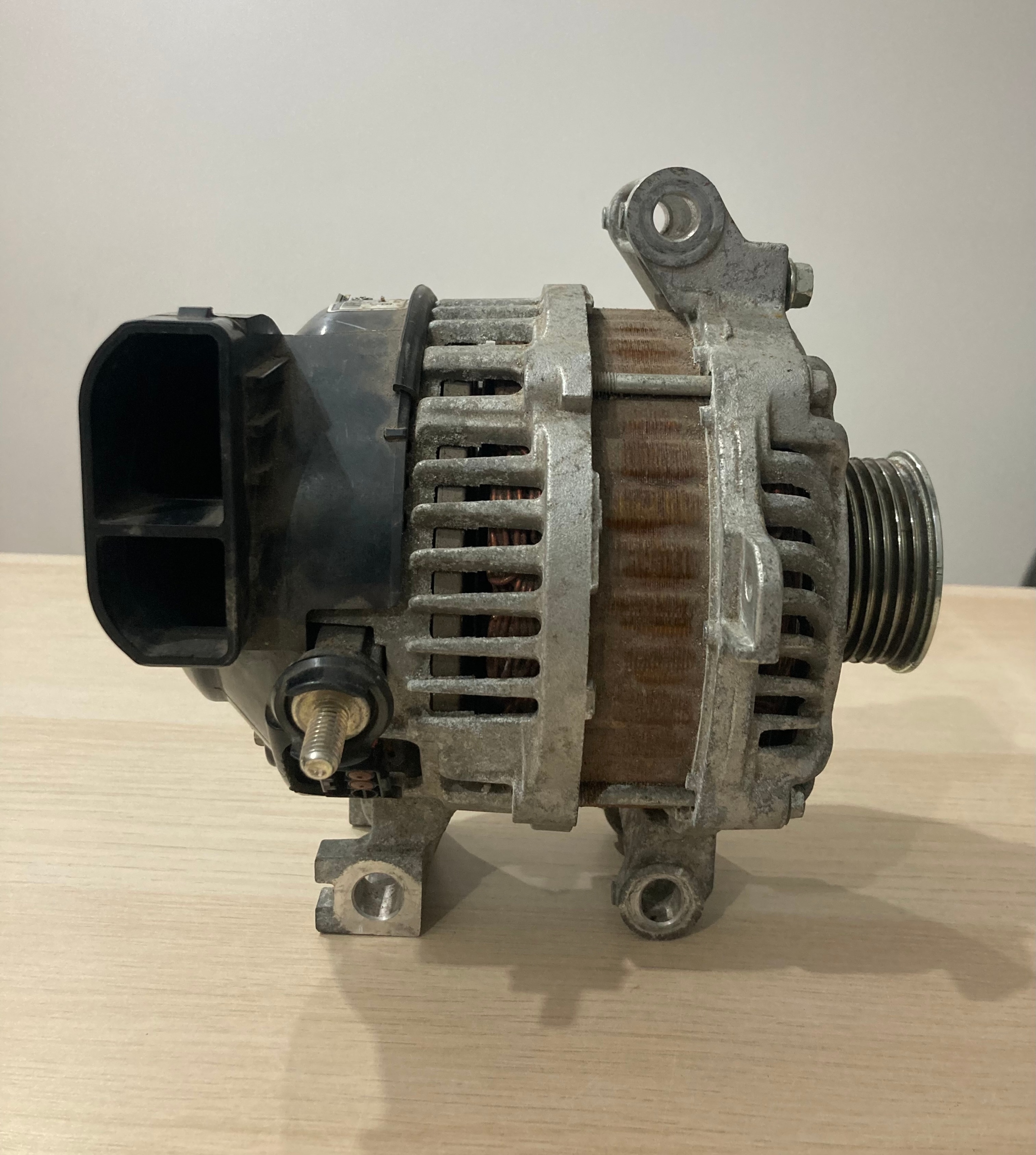 ГЕНЕРАТОР L548 ГЕНЕРАТОР 12V 100A 