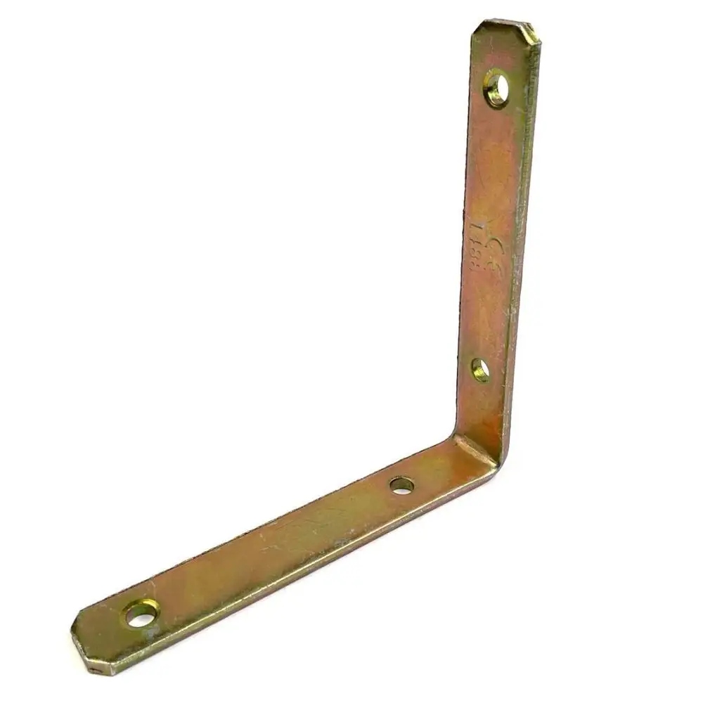 

KW5 Kątownik montażowy DMX 100x100x20 mm 1szt.