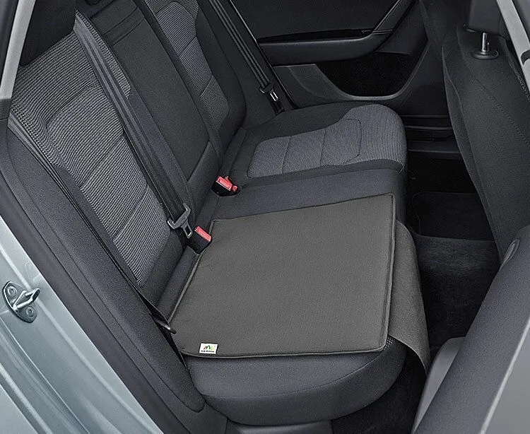 Mata pod fotelik samochodowy Kegel-Błażusiak