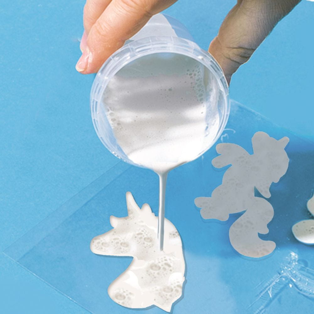 JEDNOROŻCE DO ODLEWANIA I KOLOROWANIA KREATYWNE Materiał plastik