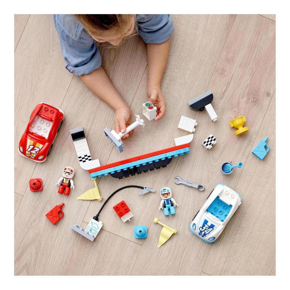 Lego DUPLO 10947 Samochody wyścigowe Minimalny wiek dziecka 2