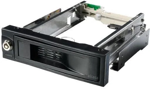 Akasa AK-IEN-05 Lokstor M52 5,25"