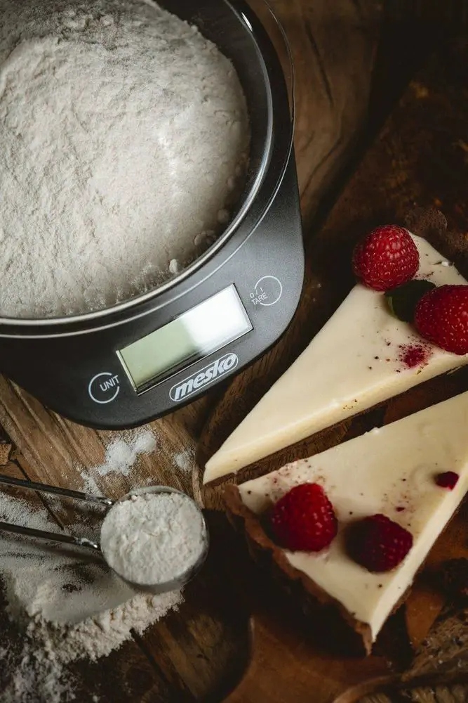 Waga Kuchenna z Misą MS 3164 5kg/1g LCD Czarna