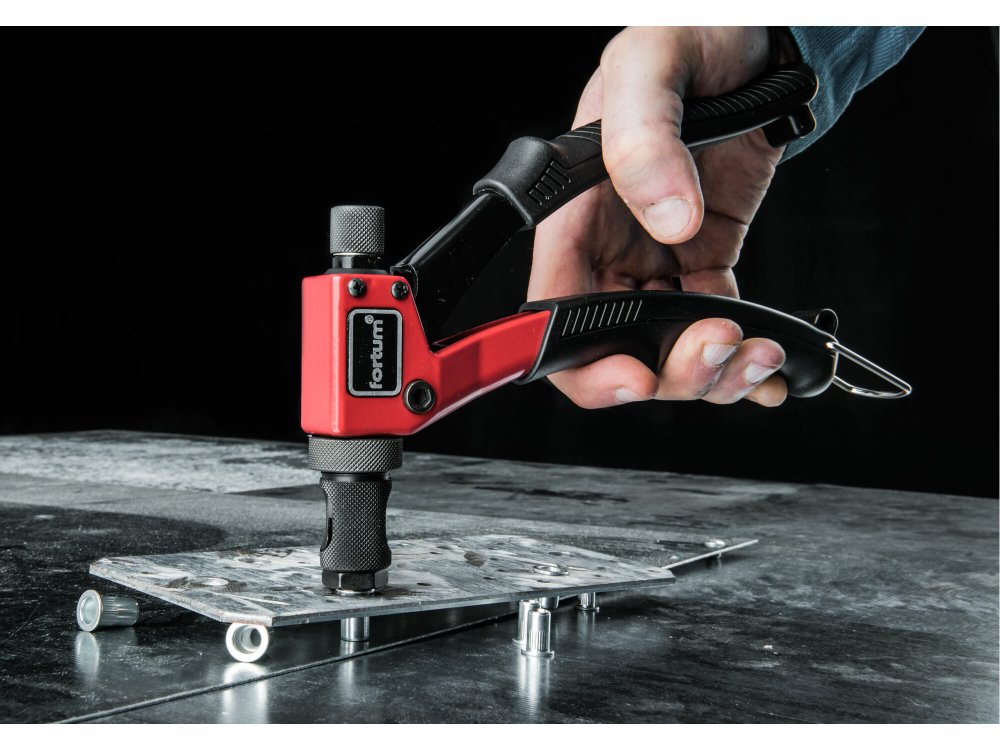 NITOWNICA RĘCZNA DŹWIGNIOWA DO NITONAKRĘTEK M3-M6 PROFESIONALNA Marka Fortum
