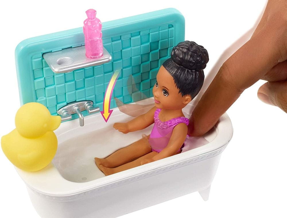 BARBIE SKIPPER OPIEKUNKA KAPIEL Z BABELKAMI WANNA Materiał plastik tkanina