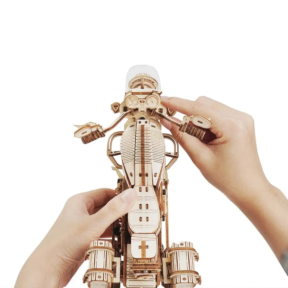 ROBOTIME DREWNIANE PUZZLE 3D MODEL 3D MOTOCYKL CRUISER MOTOR HARLEY 420el. Marka Robotime
