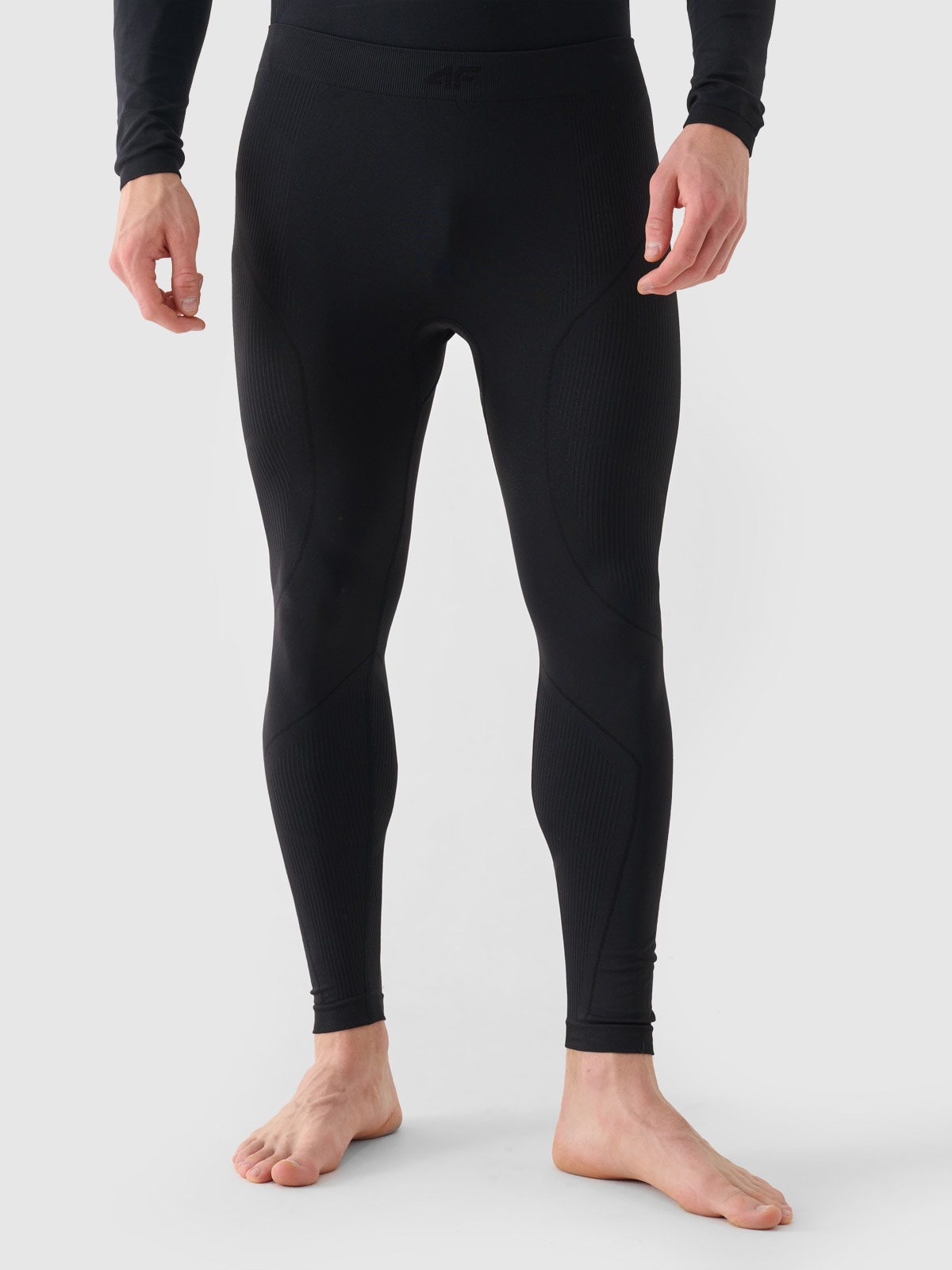 4F Bielizna Termoaktywna Dół Męski Czarna 4FWAWUSEAM173 R. L/XL