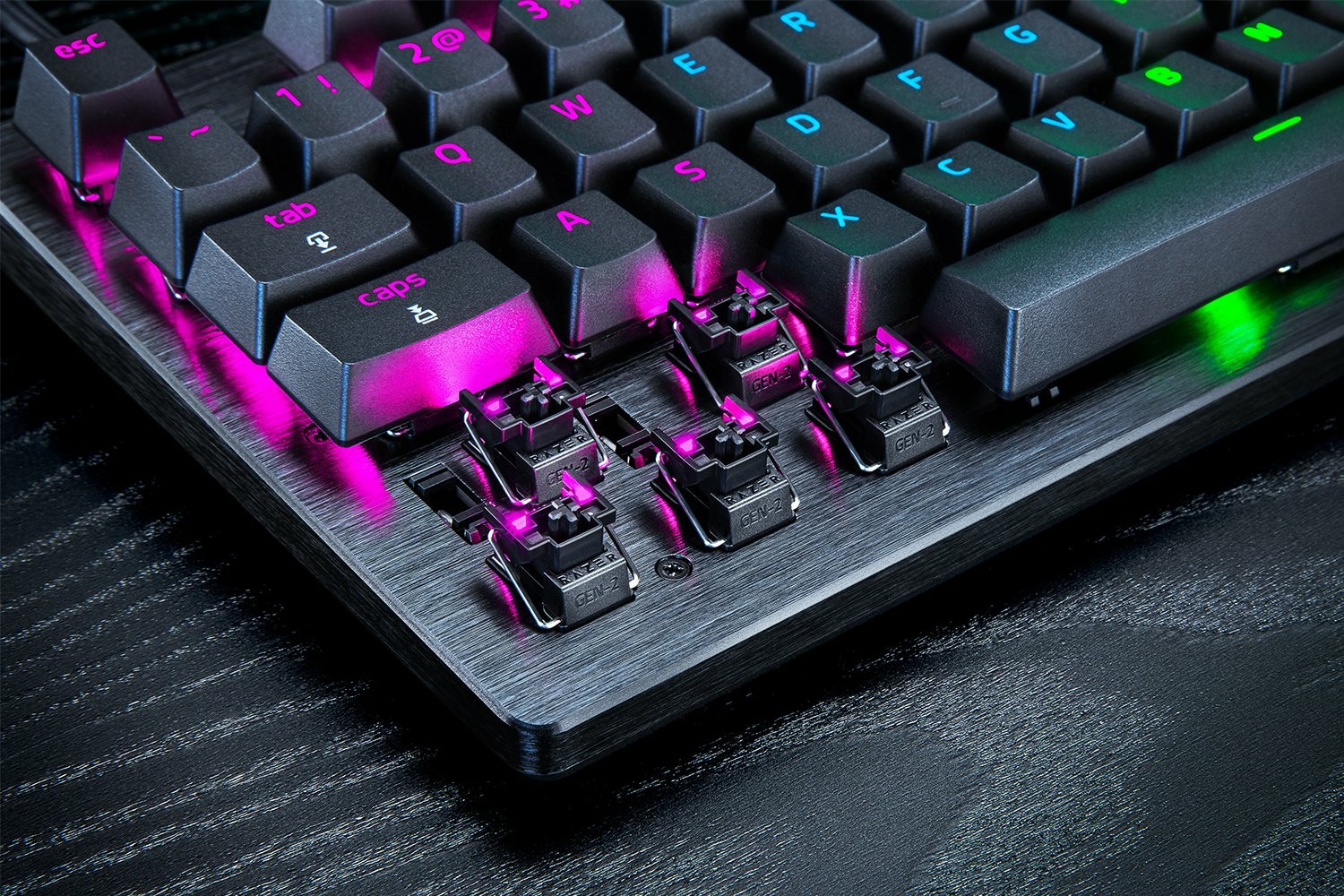 RAZER Klawiatura Gamingowa Przewodowa Huntsman V3 Pro Tenkeyless, układ US — 6