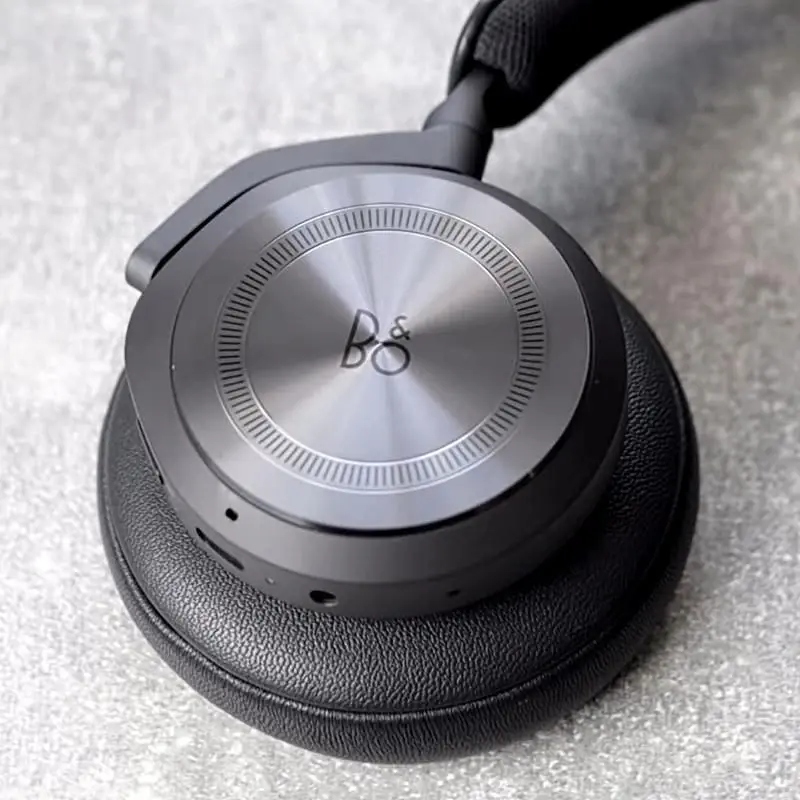 Bang & Olufsen Beoplay HX Black Anthracite — 18