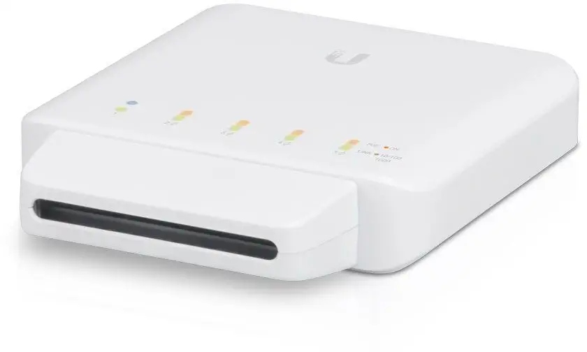 UBIQUITI UniFi Switch Flex, 5 port, (4) GbE PoE+, (1) GbE PoE++, 46W — 5