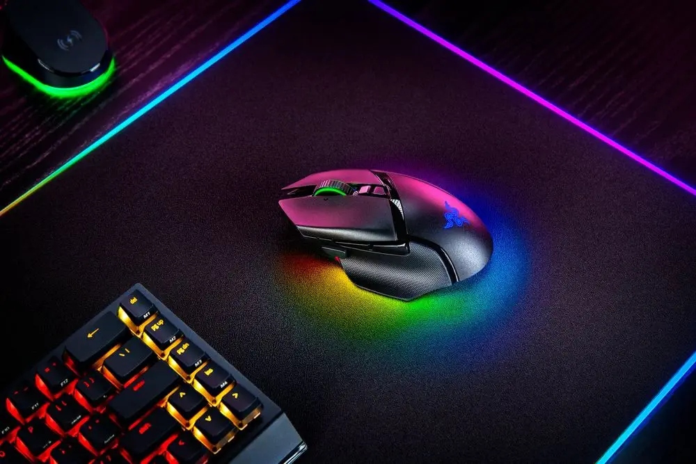 RAZER Mysz Gamingowa Basilisk V3 Pro Ergonomic Bezprzewodowa — 11