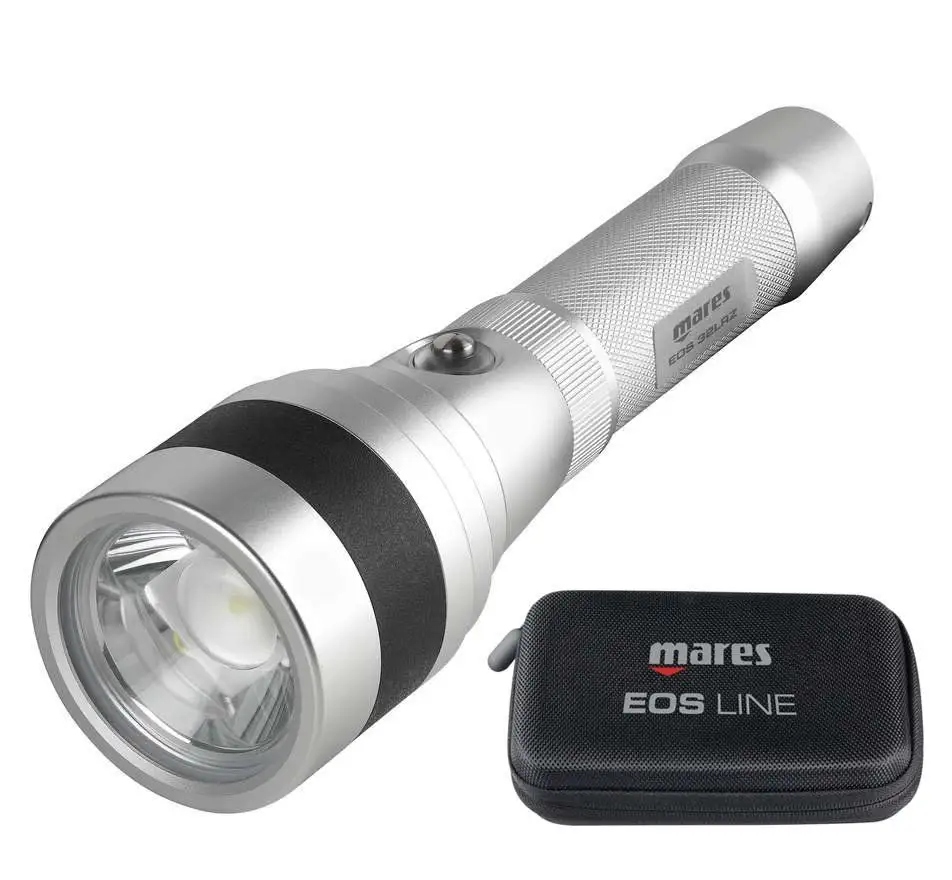 Výkonná akumulátorová potápěčská svítilna Mares Torch Eos 32LRZ 3200 lumenů
