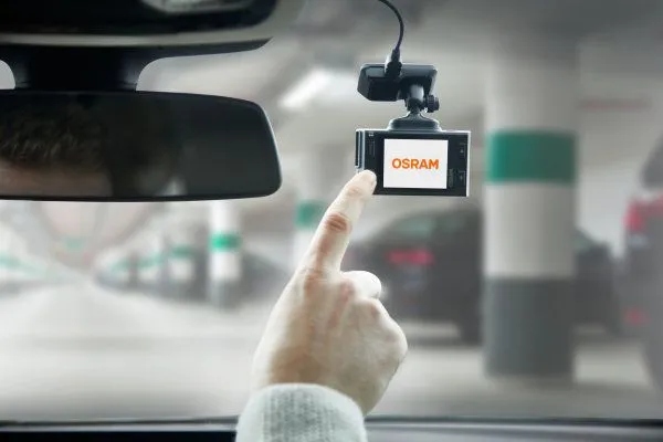 Kamera samochodowa 2,0" 1080p Zasilanie USB