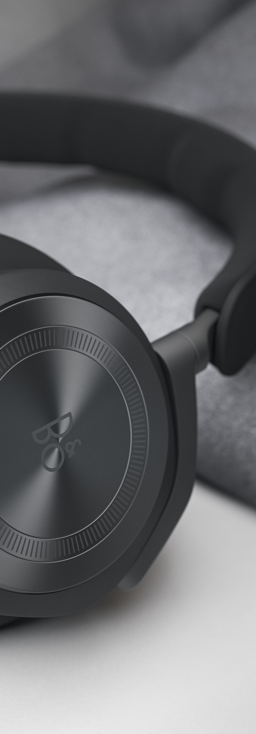 Bang & Olufsen Beoplay HX Black Anthracite — 16