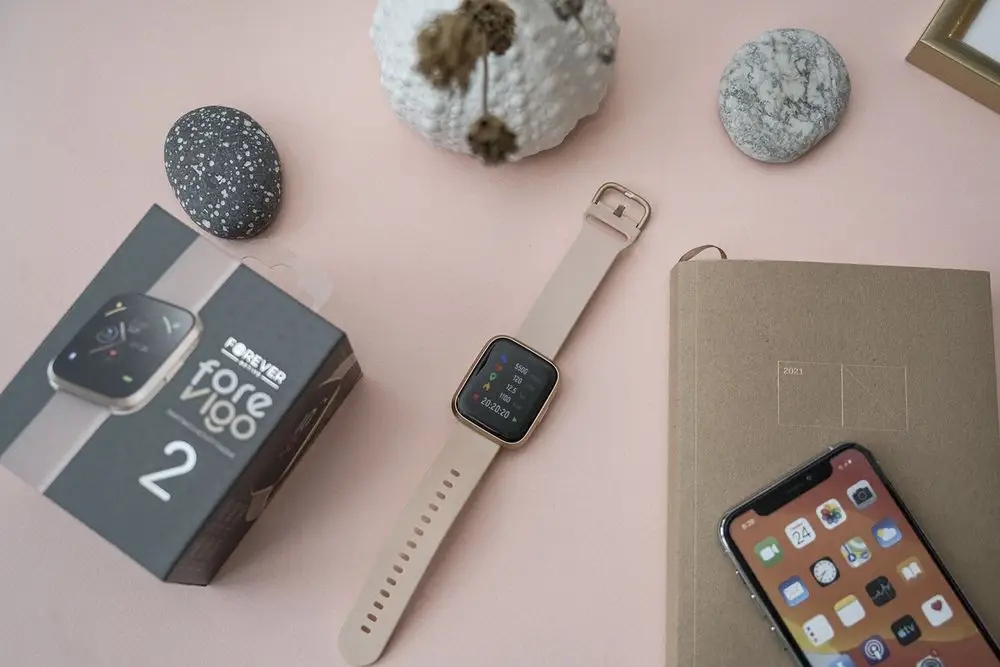 FOREVER ForeVigo 2 SW-310 Smartwatch Różowe Złoto Złącza brak