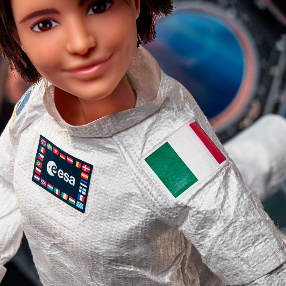 Barbie Lalka Astronauta Samantha Cristoforetti GTJ81 Minimalny wiek dziecka 6
