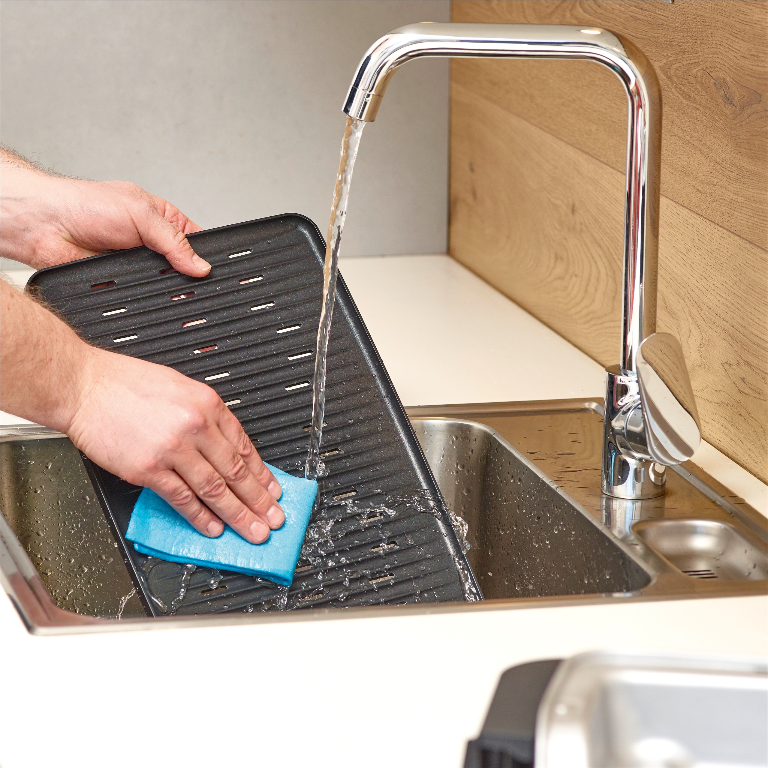 Stolní gril Severin, Pg 8556, grilovací plocha 37 x 29 cm, hliníková litá