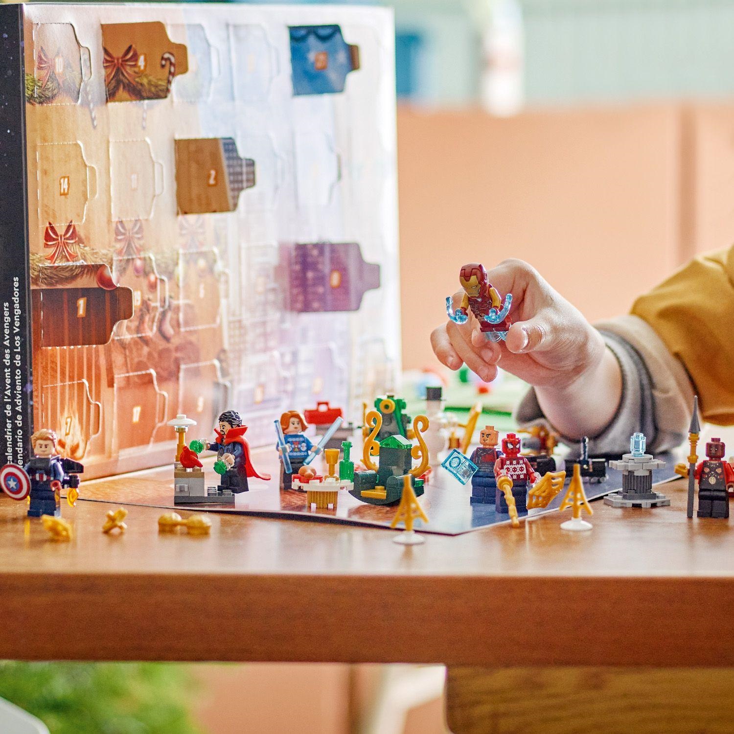 Адвент-календарь LEGO Marvel Avengers 76267 2023, 243 детали и 7 минифигурок, от 7 лет — фото 4
