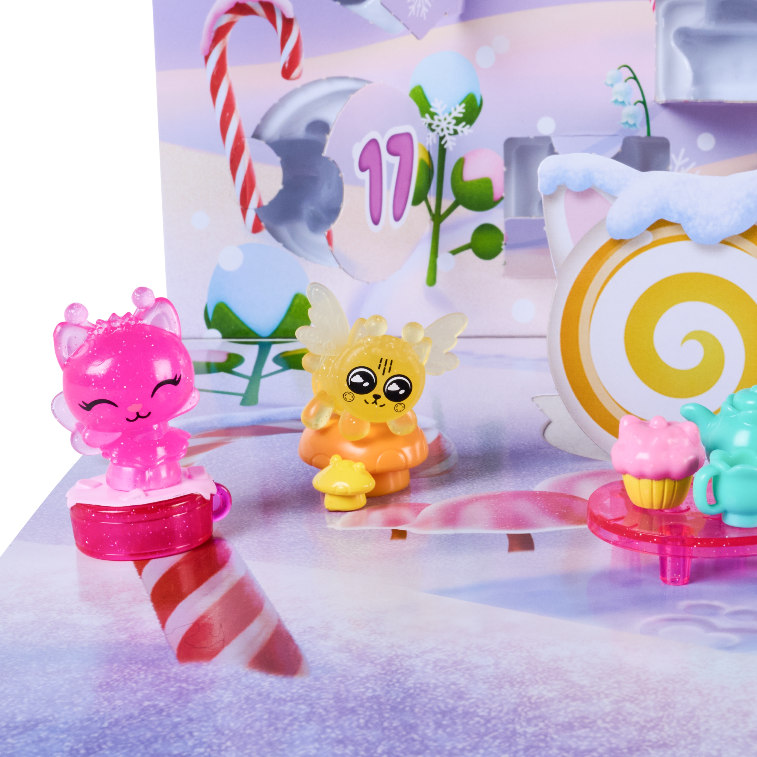Адвент-календарь Gabby's Dollhouse Страна фей, мини-фигурки и объёмный фон, от 3 лет — фото 8
