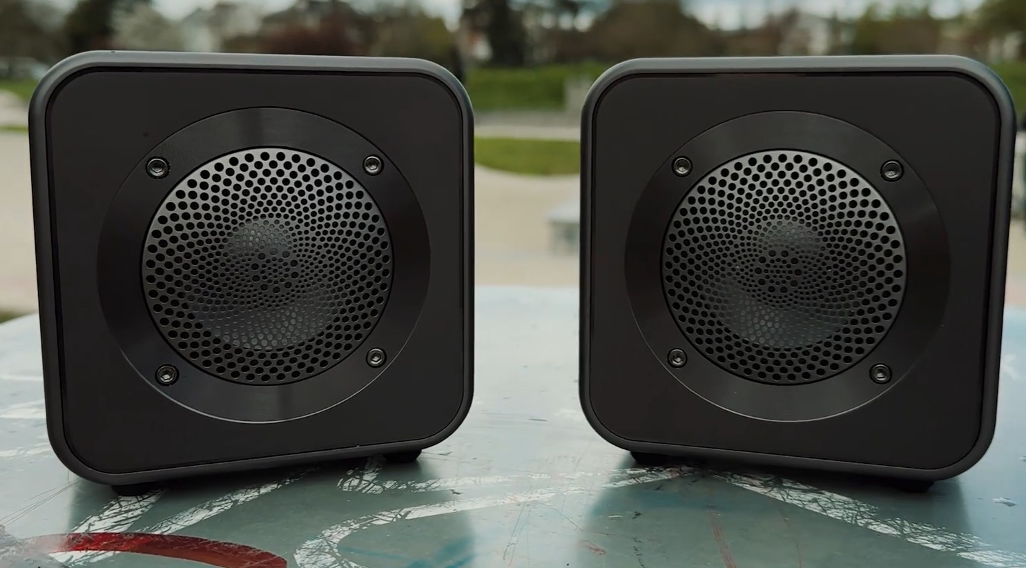 Reproduktor Mitchell Acoustics uStream Go! Černý