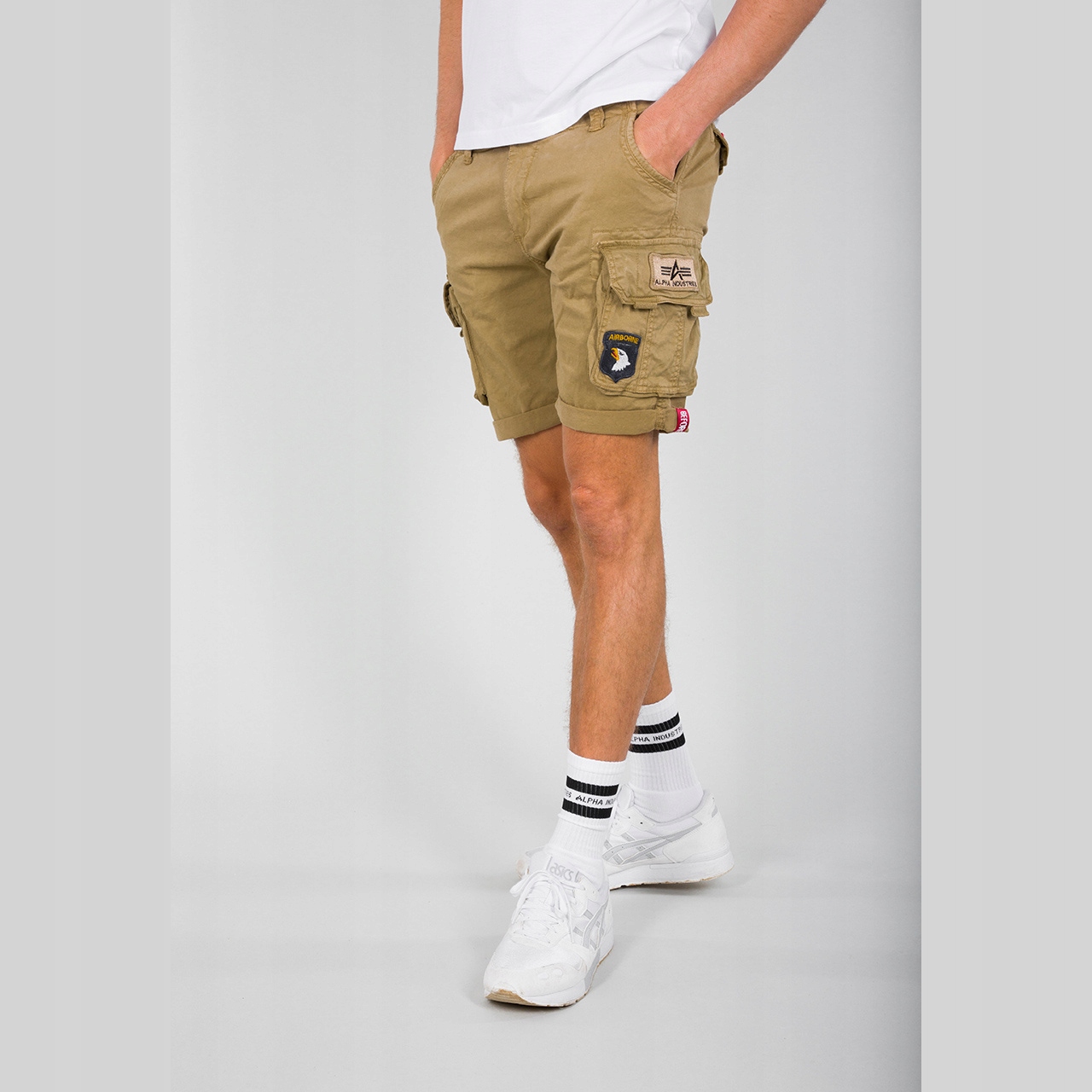 šortky Alpha Industries Crew Short Patch pískové 33