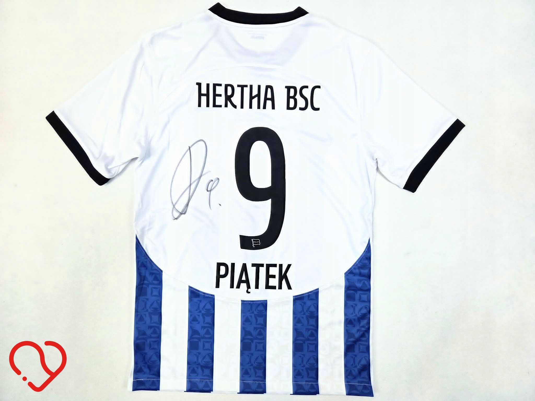 Piątek - Hertha - koszulka z autografem (pol)