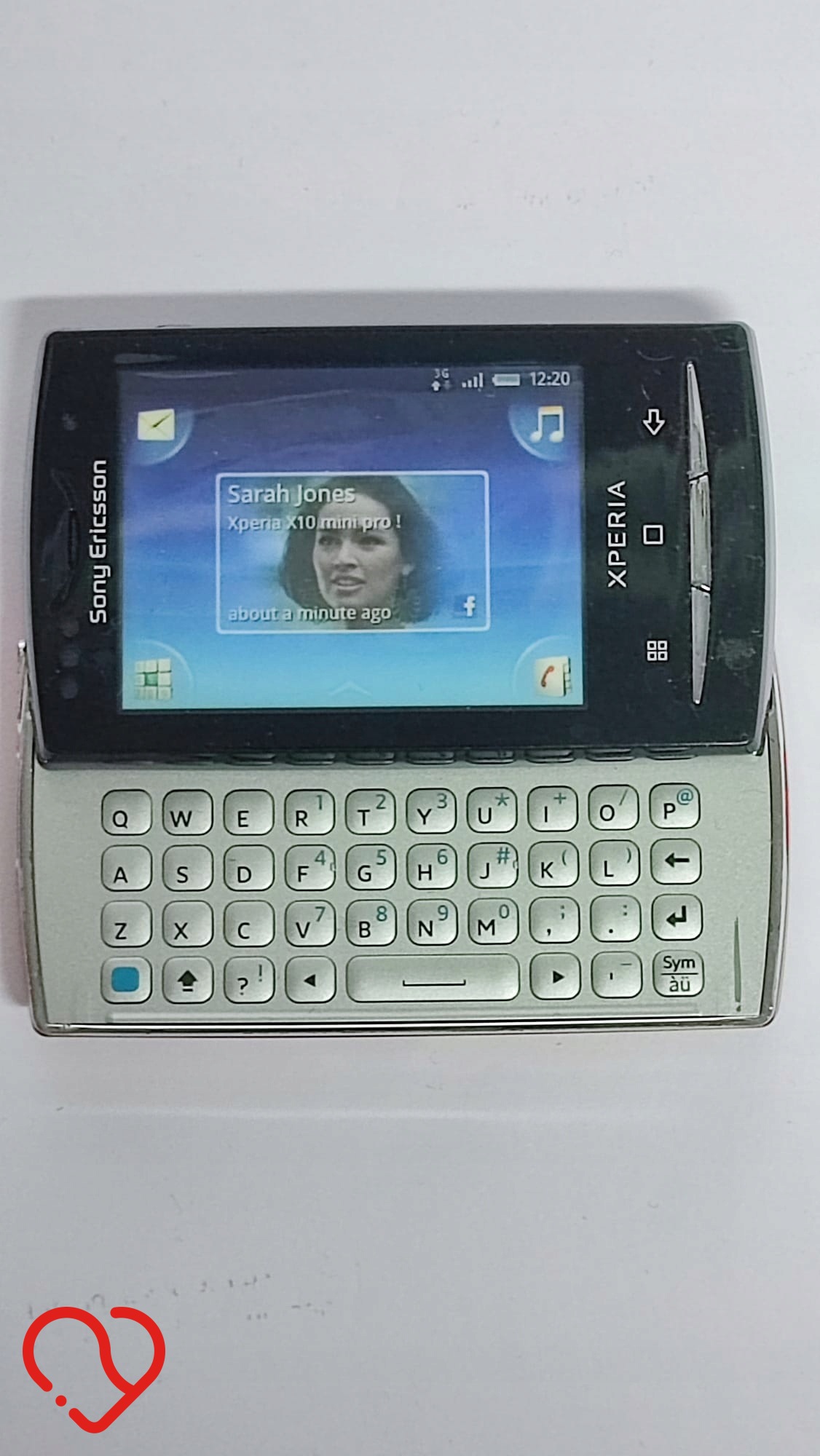 Atrapa eksponat wystawa prezenter Sony Ericsson Xperia X10 Mini Pro