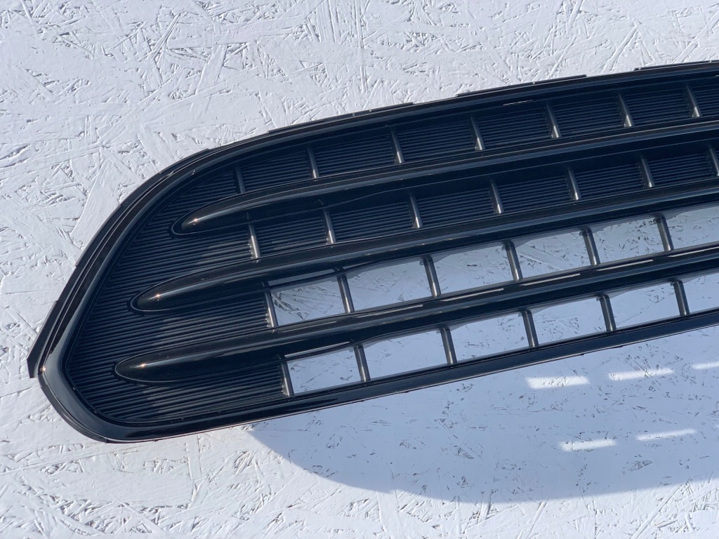 Mini F60 Grill Atrapa Piano Black 2414966 — zdjęcie 5