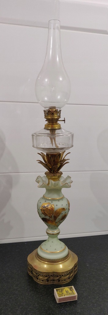 Piękna unikalna lampa naftowa -- porcelana mosiądz