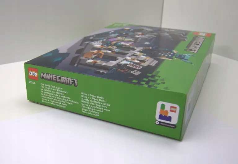 Купить LEGO MINECRAFT 21246 БИТВА В ТЕМНОЙ ГЛУБИНЕ: отзывы, фото и ...