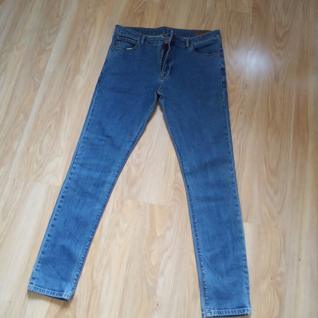 Spodnie jeansy rurki Fit Asos 34