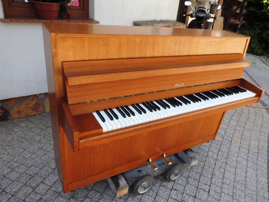 PIANINO ** HELLAS RENNER ** BRĄZ NASTROJONY