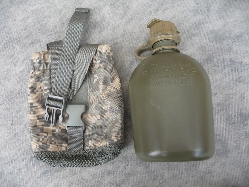 NOWA MANIERKA BIDON 1QT POKROWIEC MOLLE ACU UCP US ARMY