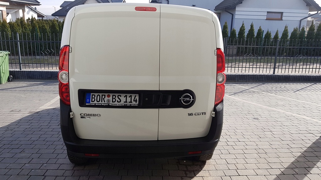 OPEL COMBO 1.6 DIESEL 105KM PEŁEN SERWIS KLIMA VAT