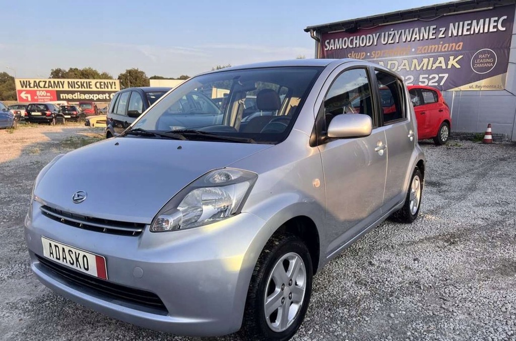 Daihatsu Sirion Daihatsu Sirion klima alu felg...
