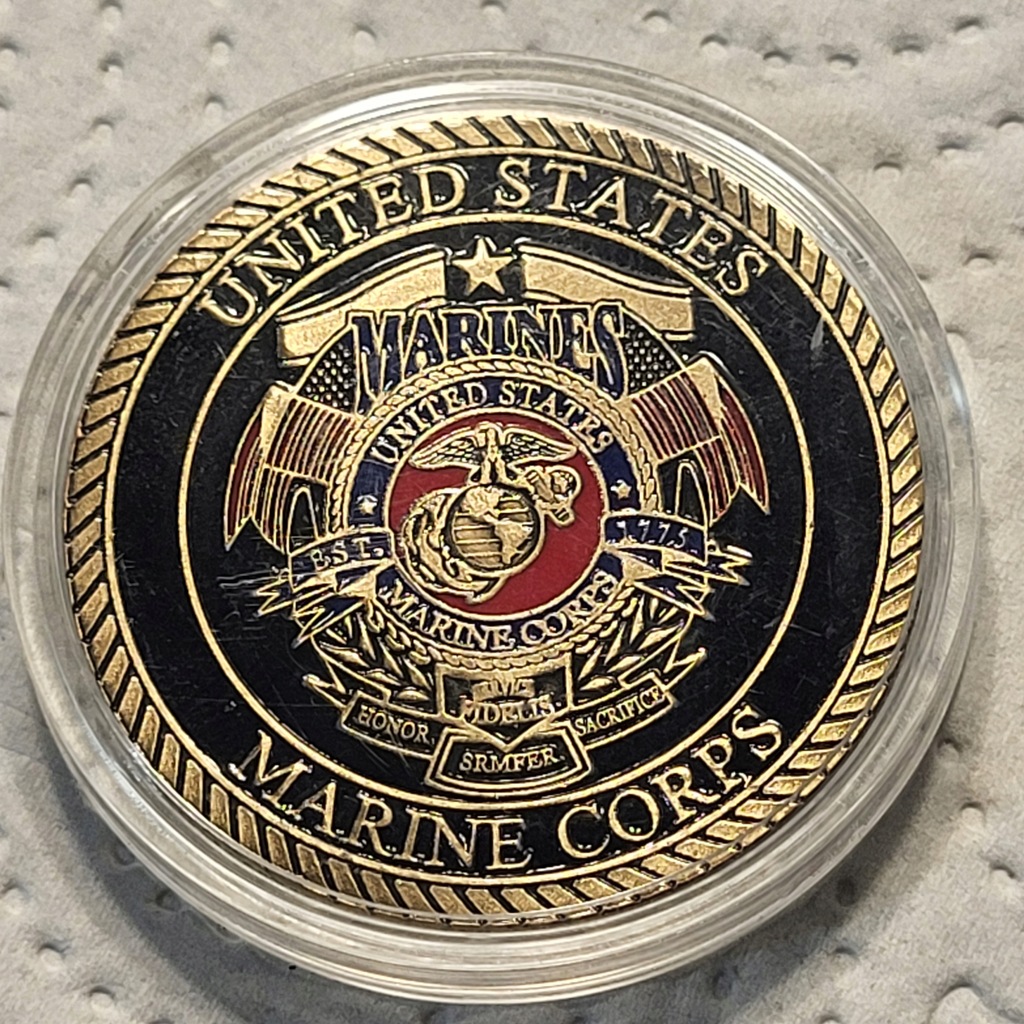 Pamiątkowy coin. U.S. MARINS - MARINES CORPS - RELEASE THE DOGS of WARS