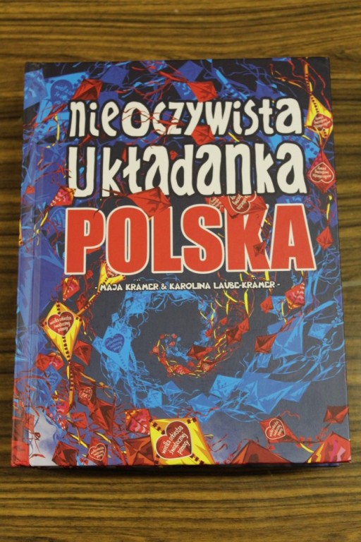 Książka - Nieoczywista układanka Polska