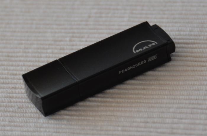 Pendrive / Pamięć USB / 4GB z logo MAN + gratisy